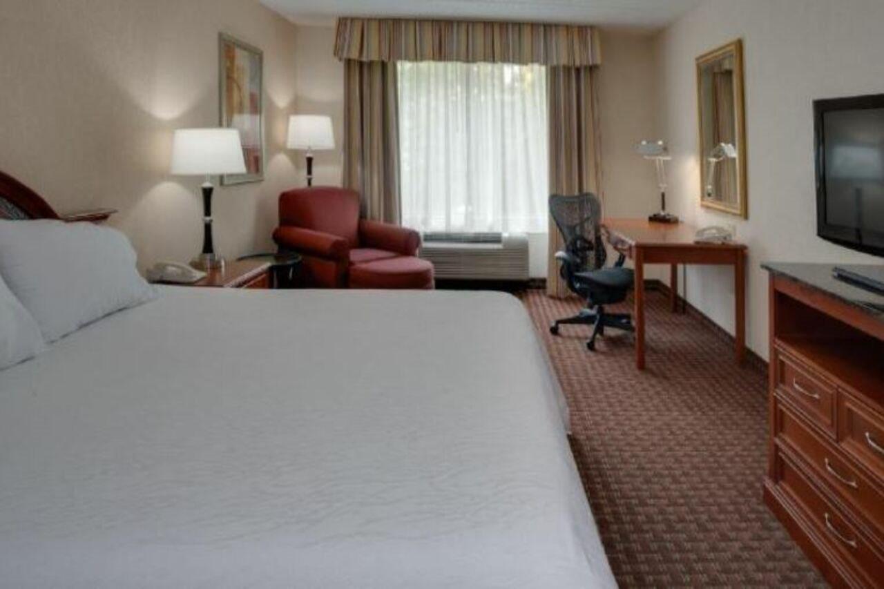 Hilton Garden Inn Cleveland Airport Fairview Park Extérieur photo
