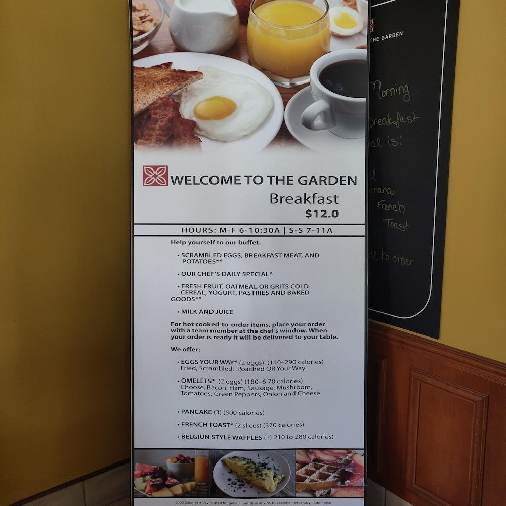 Hilton Garden Inn Cleveland Airport Fairview Park Extérieur photo