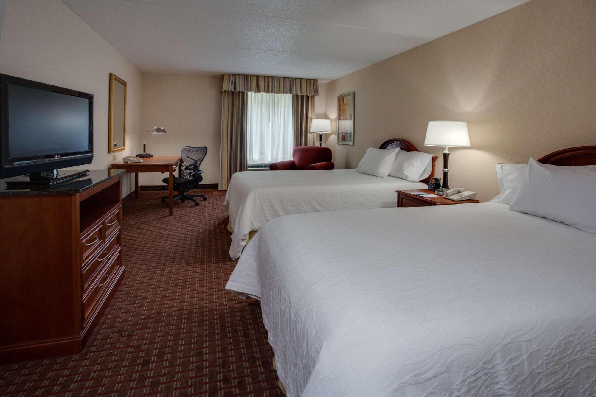 Hilton Garden Inn Cleveland Airport Fairview Park Extérieur photo