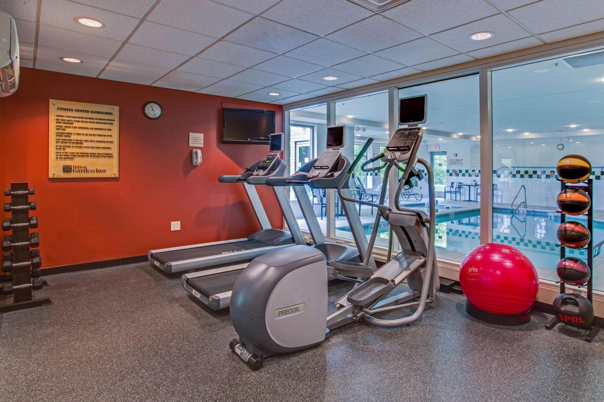 Hilton Garden Inn Cleveland Airport Fairview Park Extérieur photo